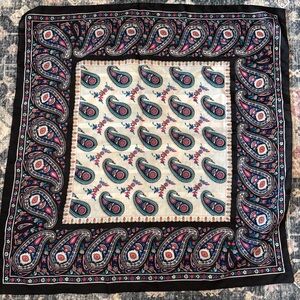 Vintage Paisley Patterned Square Scarf